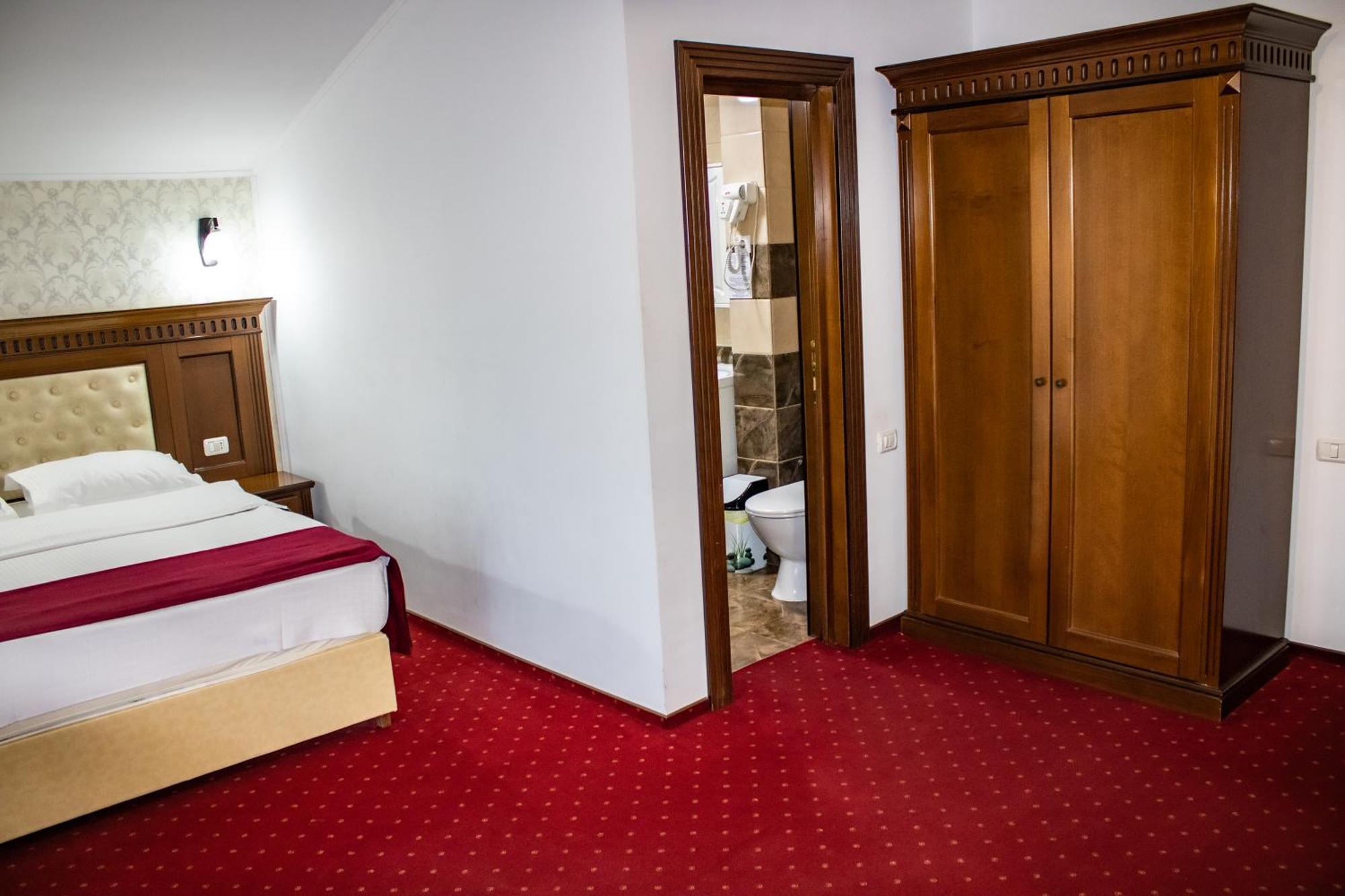 Hotel Rebis Brăila Dış mekan fotoğraf