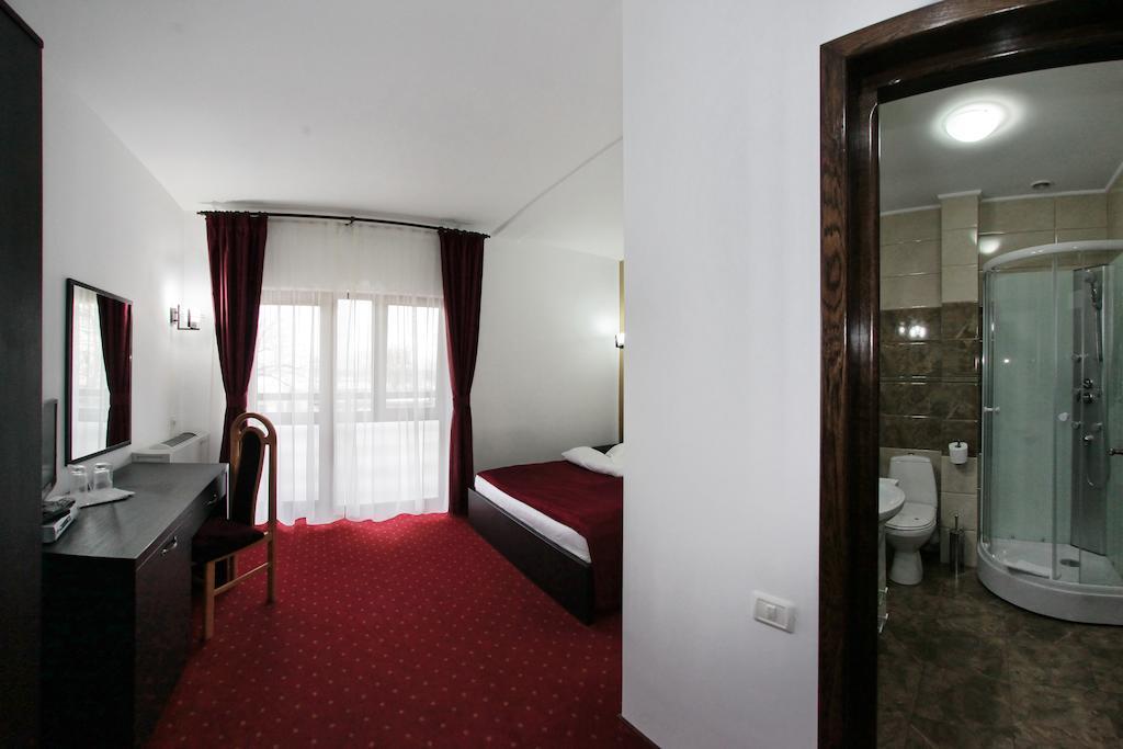 Hotel Rebis Brăila Oda fotoğraf