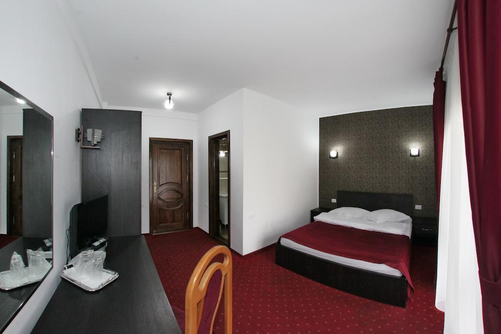 Hotel Rebis Brăila Dış mekan fotoğraf