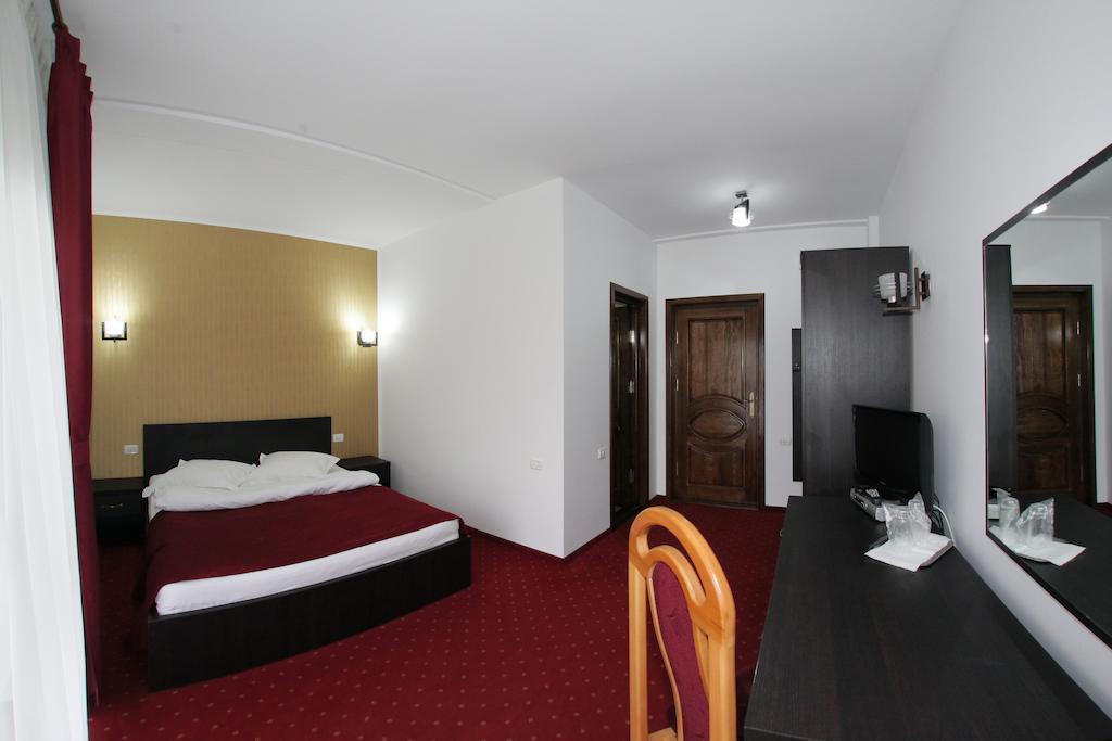 Hotel Rebis Brăila Dış mekan fotoğraf